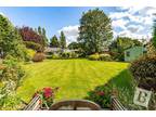 3 bed house for sale in Hillview, CM2, Chelmsford