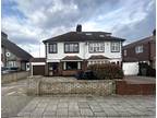 Hilldown Road, Bromley, BR2 3 bed semi-detached house - £2,200 pcm (£508 pw)