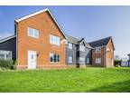 2 bedroom flat for sale in The Sheltons, Kirby Cross, CO13