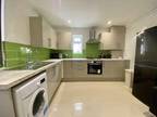 2 bed flat to rent in Addison Road, PL4, Plymouth