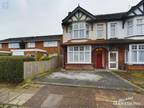 3 bedroom semi-detached house for sale in Tindal Road, Aylesbury