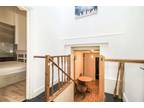 2 bed flat to rent in Caledonian Road, N1, London