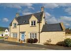 4 bedroom detached house for sale in Lambe Close, Fairford, GL7