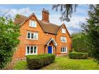 5 bedroom detached house for sale in Woburn Road, Lidlington, Bedfordshire, MK43