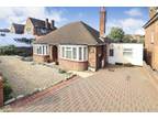 3 bedroom detached bungalow for sale in St. Marys Avenue, Rushden, NN10 9EP
