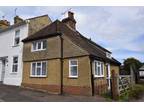 South Street, Maidstone 2 bed cottage to rent - £1,250 pcm (£288 pw)