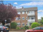 2 bed flat to rent in Cranes Park, KT5, Surbiton