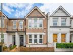 2 bed flat for sale in Squires Lane, N3, London