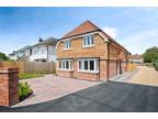 4 bedroom detached house for sale in Cross Way, Christchurch, BH23