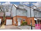 4 bed house for sale in Aurora Close, WD25, Watford