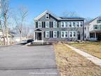 Flat For Rent In Canton, Massachusetts