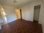 Flat For Rent In Bakersfield, California