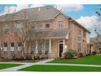 2 E Pipers Green St, The Woodlands, TX 77382