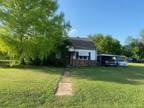Home For Sale In Lindsay, Oklahoma