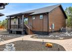 Show Low 2BR 2BA, Enjoy modern cabin living in this