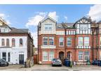 3 bed flat to rent in N3 2LX, N3, London