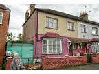 3 bedroom end of terrace house for sale in Kempton Road, East Ham, E6