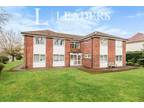 2 bed flat to rent in Lower Road, KT23, Leatherhead