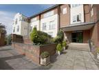 2 bed flat to rent in St Clements House, KT12, Walton ON Thames