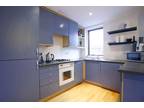 2 bed flat to rent in Vantage Mews, E14, London