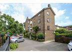 1 bedroom flat for sale in East Acton Lane, Acton, W3