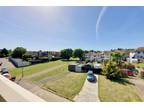 2 bedroom flat for sale in Parndon House, Valley Hill, Loughton, IG10