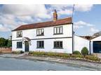 3 bed house for sale in High Street, LN5, Lincoln