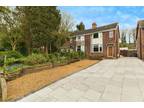 3 bedroom semi-detached house for sale in Knutsford Road, Holmes Chapel, Crewe