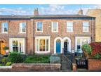 Park Grove, York, North Yorkshire, YO31 4 bed townhouse for sale -