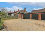 4 bed house for sale in Halvergate Road, NR13, Norwich