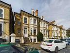 2 bed flat for sale in KT6 4DY, KT6, Surbiton