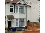 5 bed house to rent in Babington Road, NW4, London