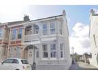 Durban Road, Plymouth. Two Double Bedroom Property in Peverell 2 bed end of