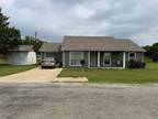 Home For Sale In Pottsboro, Texas