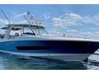 2021 Boston Whaler 420 Outrage