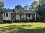 Home For Sale In Cottontown, Tennessee