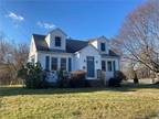 Cape Cod, Single Family Saleal - Groton, CT 43 Division St