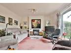 Queens Drive, Cottingham, HU16 4EL 4 bed detached house for sale -