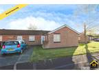 Ullswater Park, Dronfield, North East Derbyshire, S18 2 bed bungalow for sale -