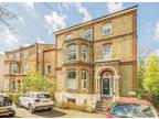 Flat for sale in Ewell Road, Surbiton, KT6 (Ref 222565)