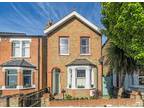 Flat for sale in Chatham Road, Kingston Upon Thames, KT1 (Ref 223271)