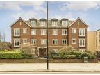 Flat for sale in Golden Court, Isleworth, TW7 (Ref 225759)