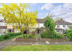 4 bedroom property for sale in Abbotsleigh Road, London, SW16 - £