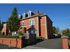 2 bedroom flat for sale in Stavordale Road, Weymouth, Dorset, DT4