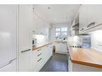 3 bed flat to rent in Fountain Road, SW17, London