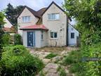 3 bedroom detached house for rent in Burnham Lane, Slough, SL1