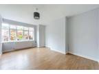 2 bed flat to rent in Canons Park Close, HA8, Edgware