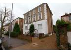 1 bed flat to rent in St Leonards Road, KT6, Surbiton
