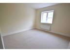 2 bed flat for sale in Blacksmith Road, RH6, Horley