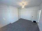 2 bed flat to rent in Lyndhurst Road, N22, London